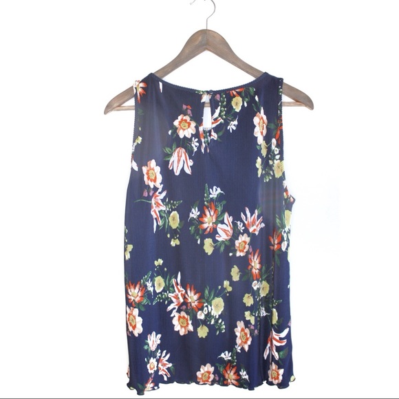 Ann Taylor Crinkle Look Scalloped Hem Floral Sleeveless Top Large - Picture 6 of 9